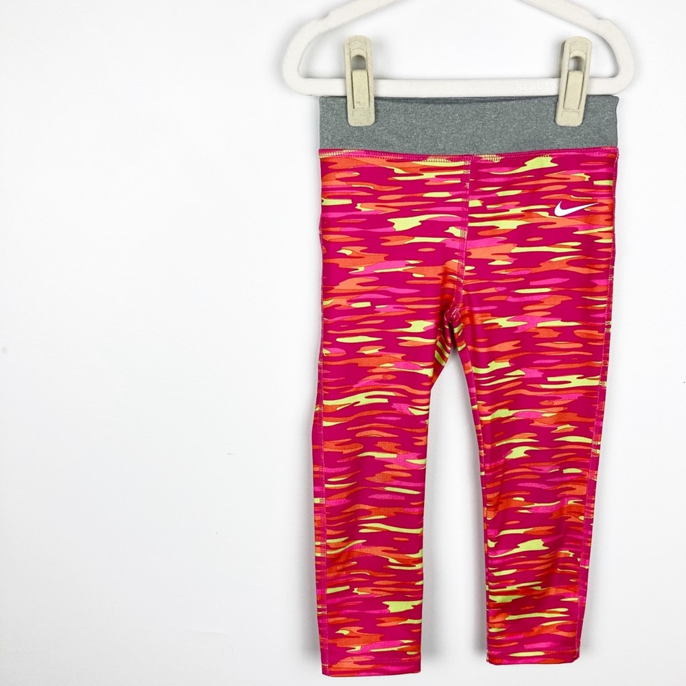 Nike - 4T Pink Army Pattern Leggings - Picture 2 of 4